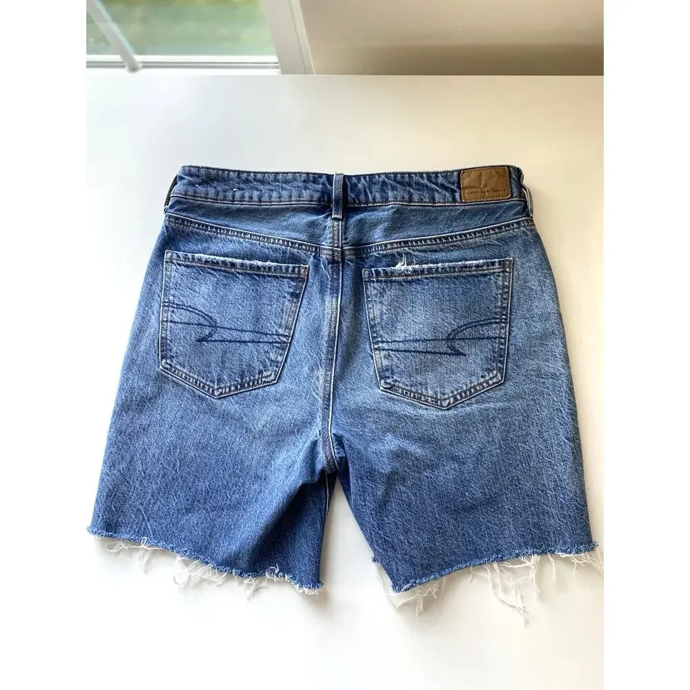 American Eagle Outfitters 100% Cotton Tomgirl Bermuda Denim Shorts Woman’s SZ 6